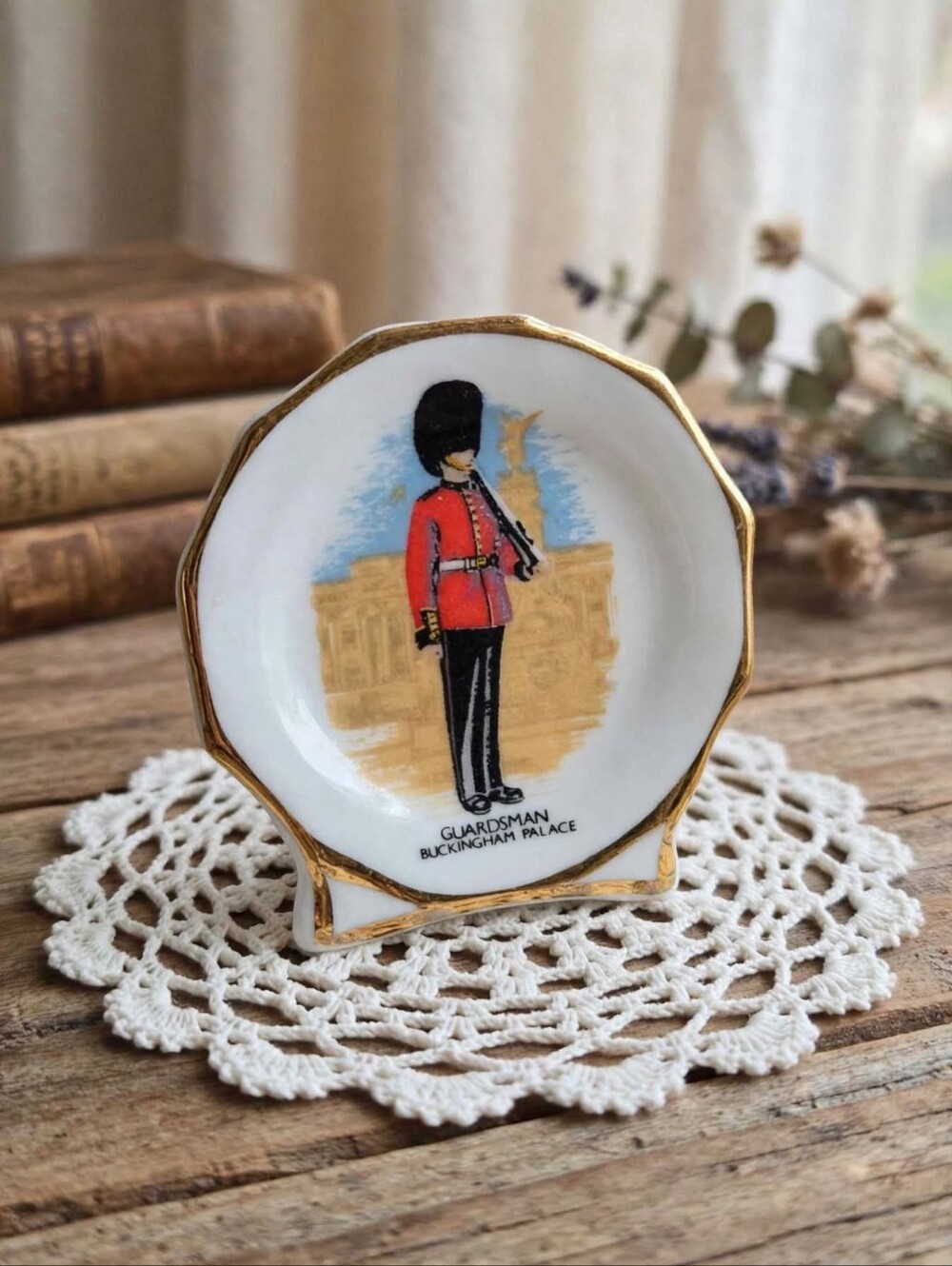 Vintage AJL Bone China Buckingham Palace Guardsman Miniature Vase / Toothpick